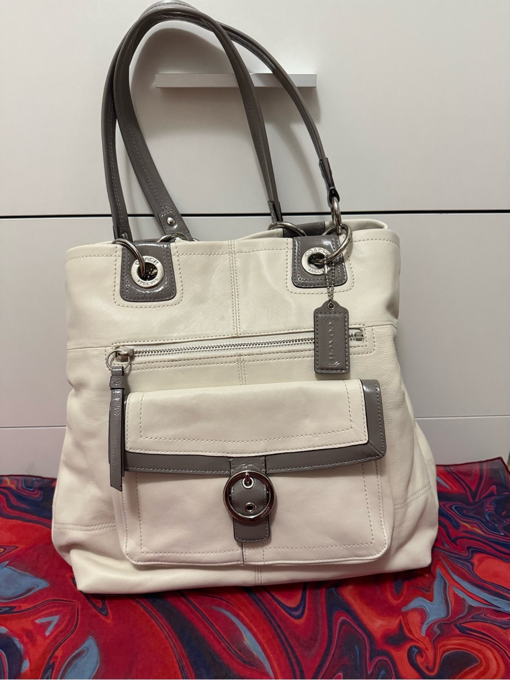 NWT Vintage 2012 Coach Penelope Leather Buckle Multi-Pocket Tote